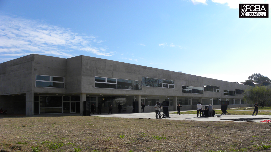 2013: se inaugura el nuevo edificio de la FCEIA 